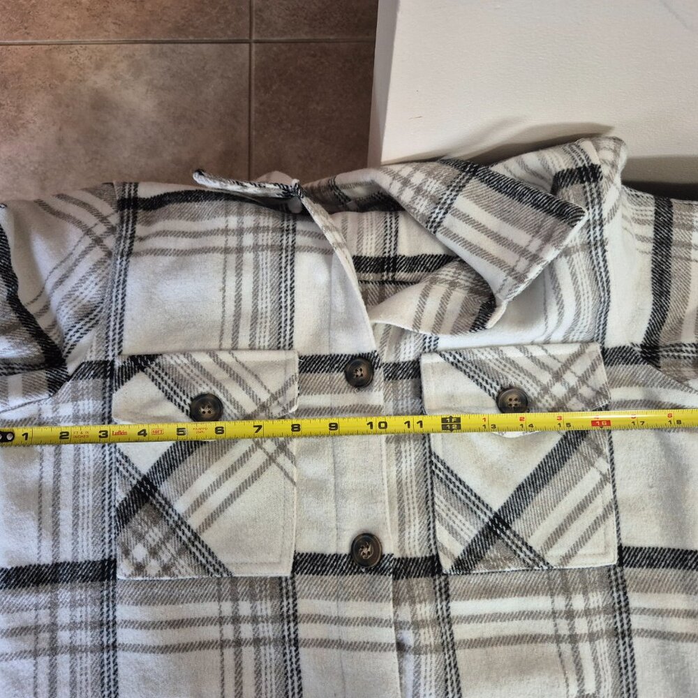 Shacket - Picture 10 of 11